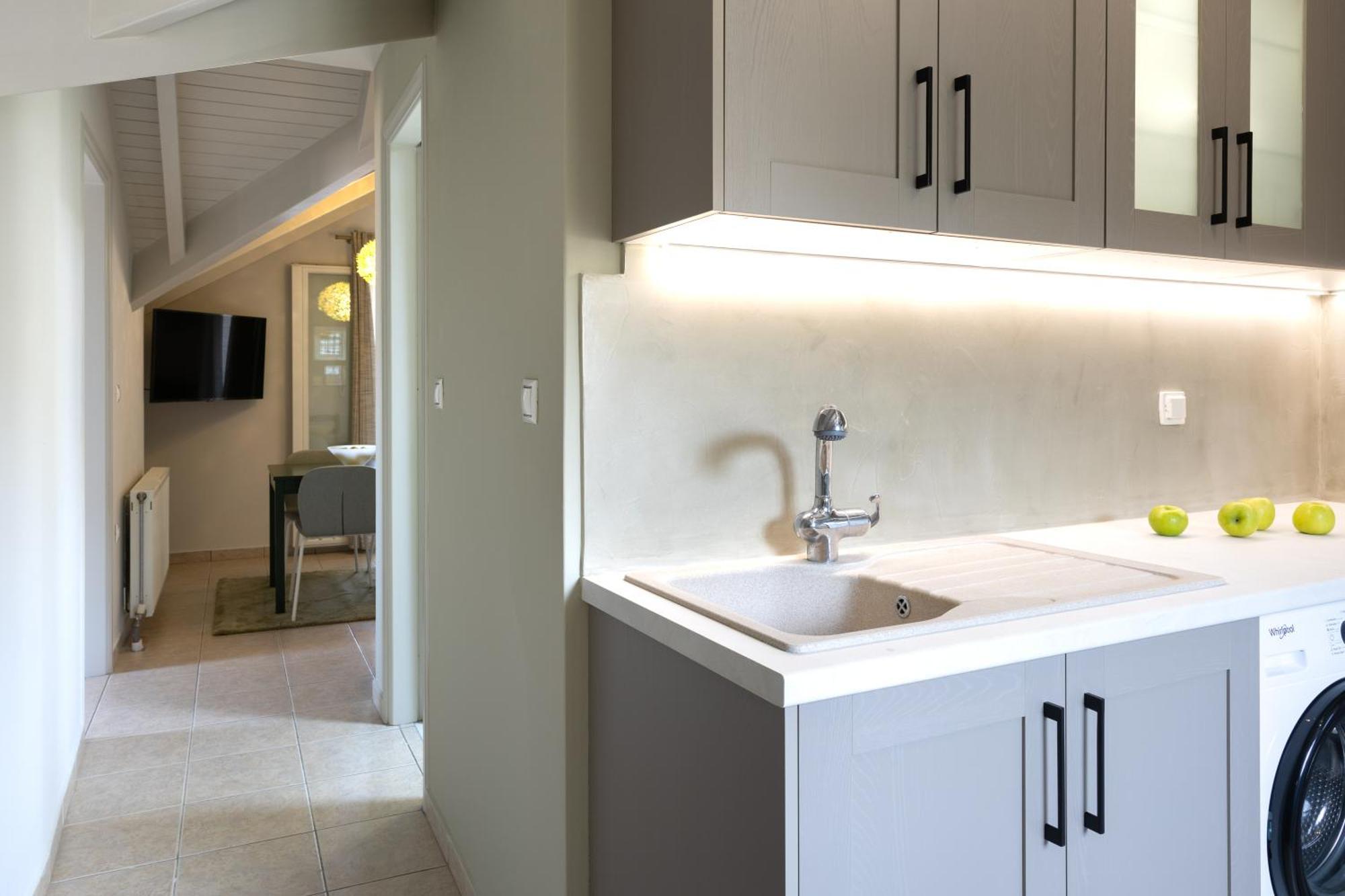 Domus City Apartment Argostóli Extérieur photo